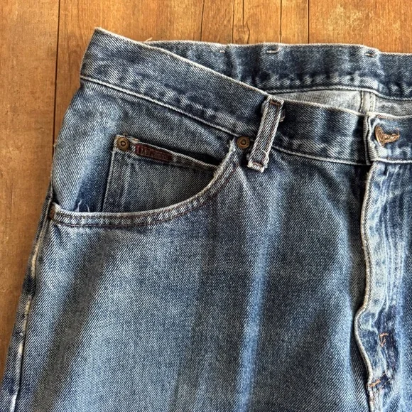 Vintage 90’s Lee High Rise Boyfriend Fit Medium Wash Jeans Size 14/32 - Picture 7 of 8